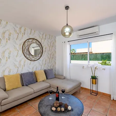 Sara By Villa Corralejo